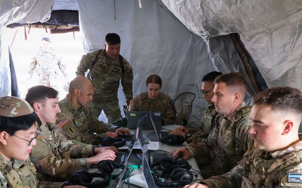 Language as a Weapon: 500th MIB-T Competes at Best Linguist Competition