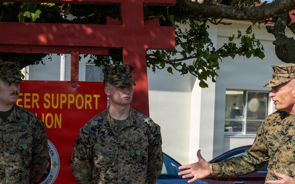 9th ESB Marines Awarded by Kin Town Mayor