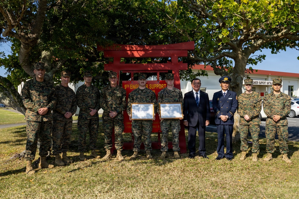 9th ESB Marines Awarded by Kin Town Mayor