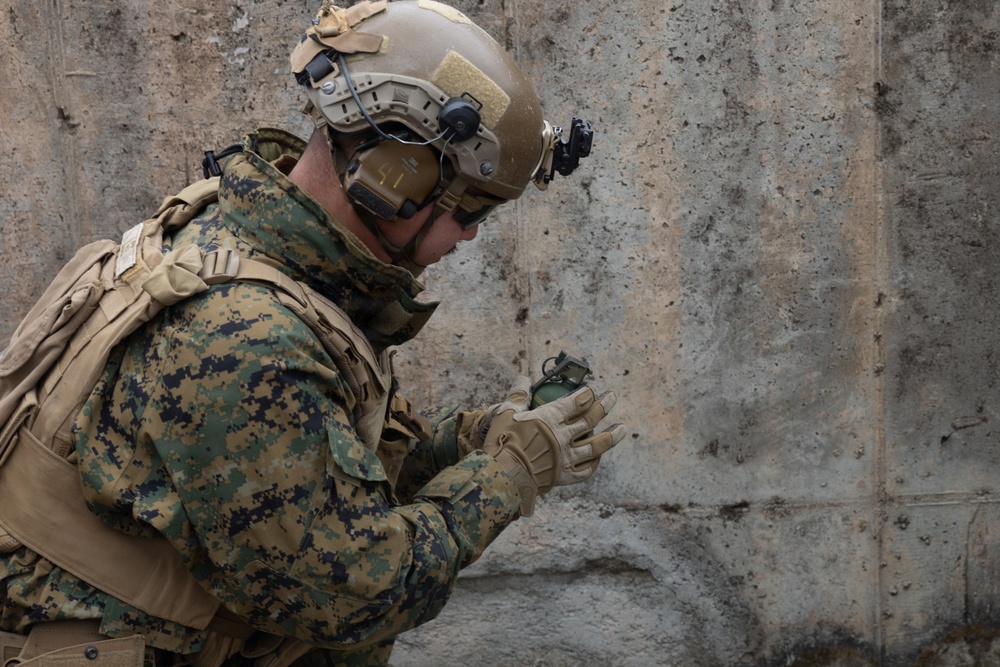 Marines Conduct M67 Grenade Range and Door Breaching training during Korea Viper 26.2
