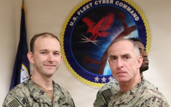 Reserve CPT CO Recognizes NIOC Pensacola Sailors for Training Support of Reserve Personnel