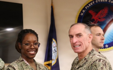 Reserve CPT CO Recognizes NIOC Pensacola Sailors for Training Support of Reserve Personnel