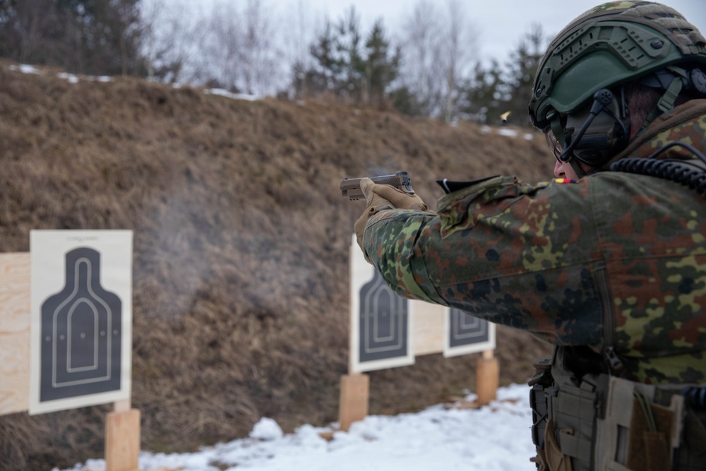 2CR Joint Small Arms Training
