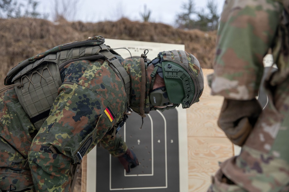 2CR Joint Small Arms Training