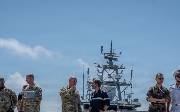 U.S.–French joint maneuver in the West Indian Ocean