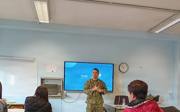 NSA Naples, Italian School Students Partner in Cultural Exchange