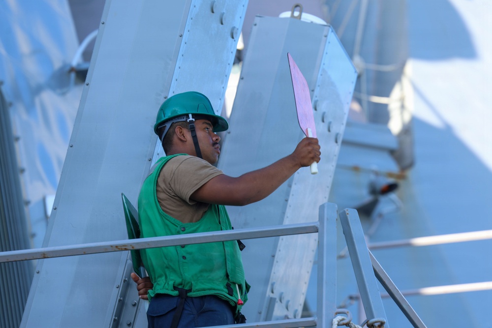 USS Thomas Hudner (DDG 116) Replenishment-at-Sea