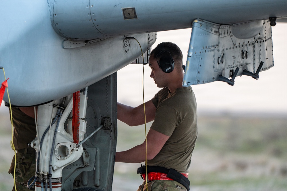 U.S. Air Force 75th Mission Generation Force Element Perform ICT, Hot-Pit Refueling Operations