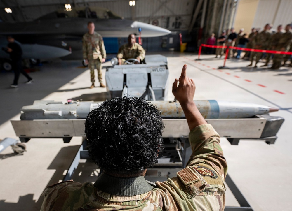 4Q Maintenance loadcrew competition