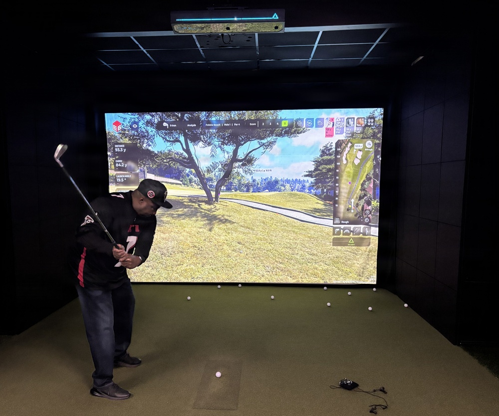 Thunder Day Gordon HQ