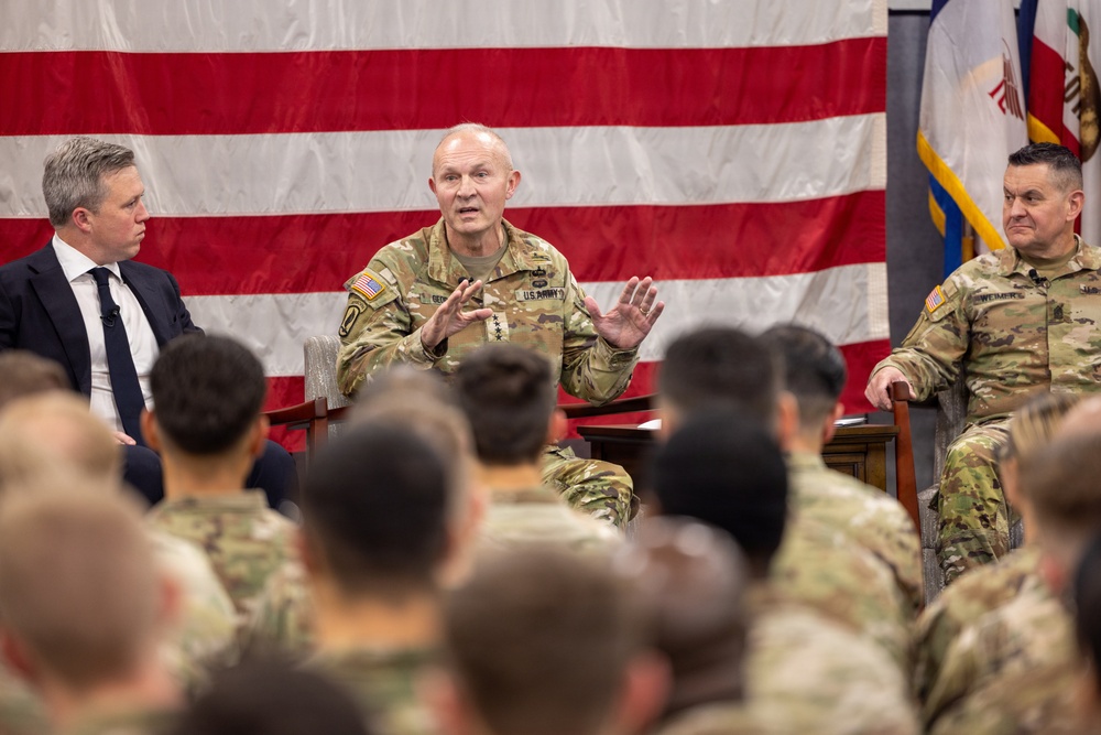 Secretary of the Army, the Chief of Staff of the Army, and the Sergeant Major of the Army visit 10th Mountain Division