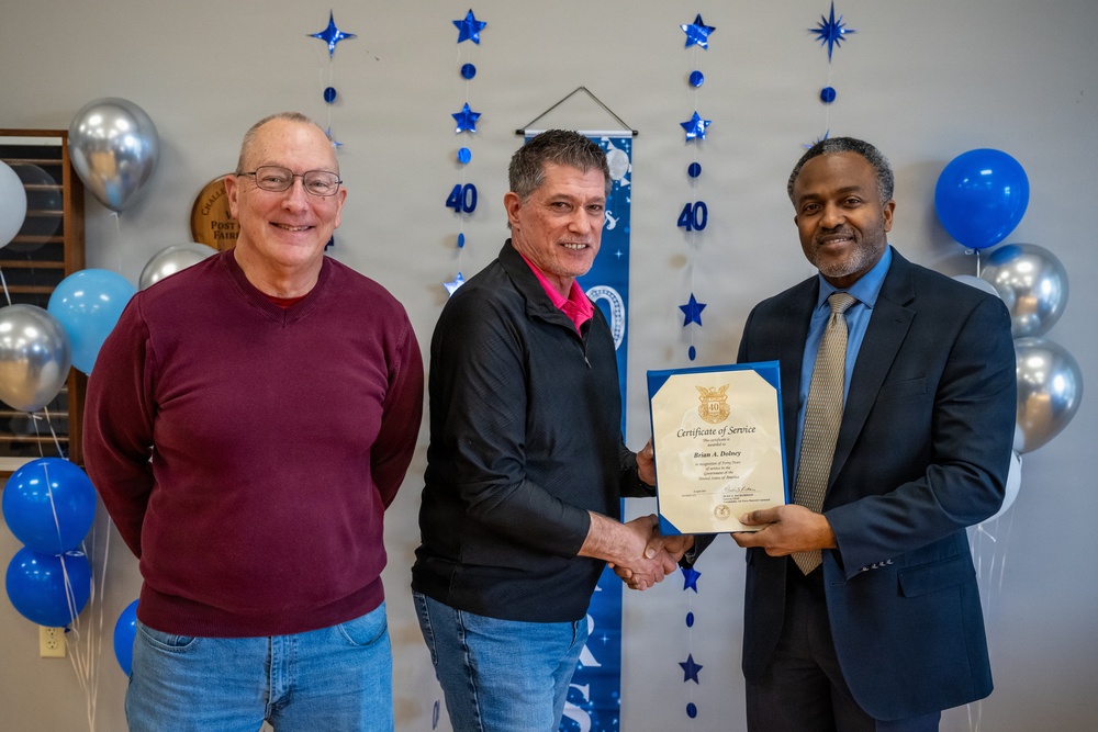 88 CEG 40-year service recognition