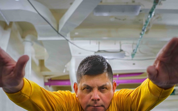 Sailors Participate In A MWR Hosted Fitness Class