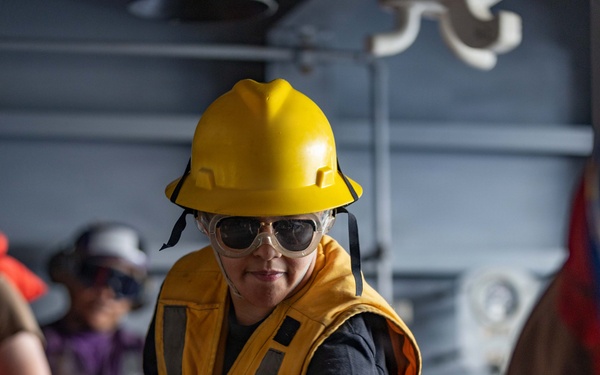 USS Gerald R. Ford (CVN 78) Replenishment-at-Sea