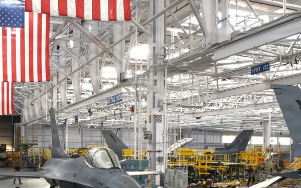 Fleet Readiness Center Southwest (FRCSW), in conjunction with Program Management Activity 226 (PMA-226), has successfully established a brand-new maintenance program for the U.S. Navy’s F-16 Viper aircraft, demonstrating…