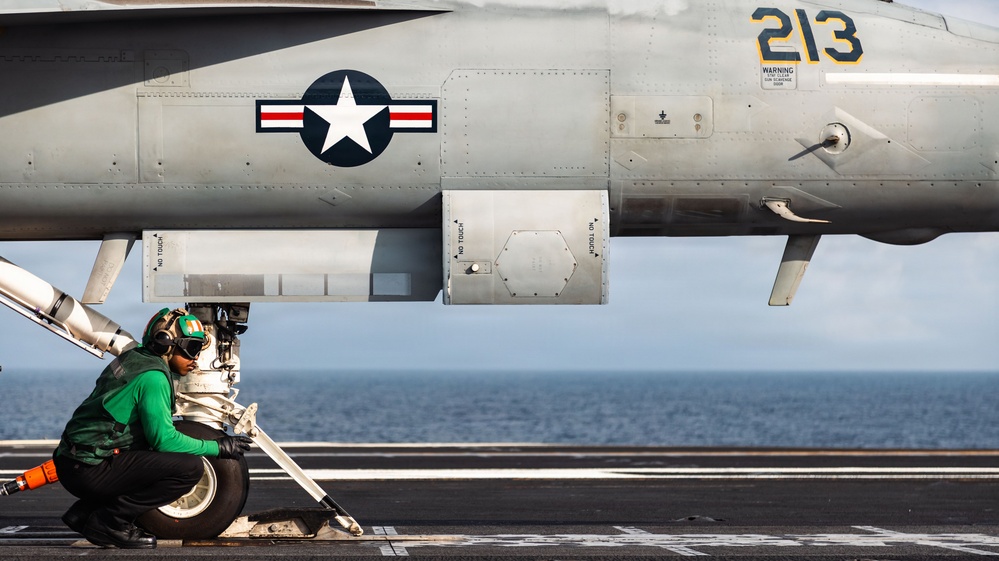 USS Gerald R. Ford (CVN 78) Flight Deck Operations