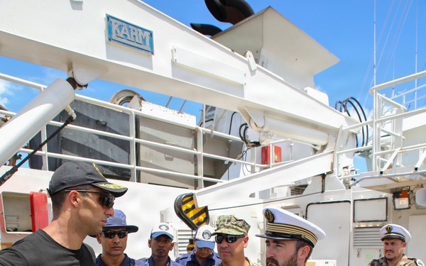 Partner nations participate in visit, board, search and seizure training in Port Louis, Mauritius