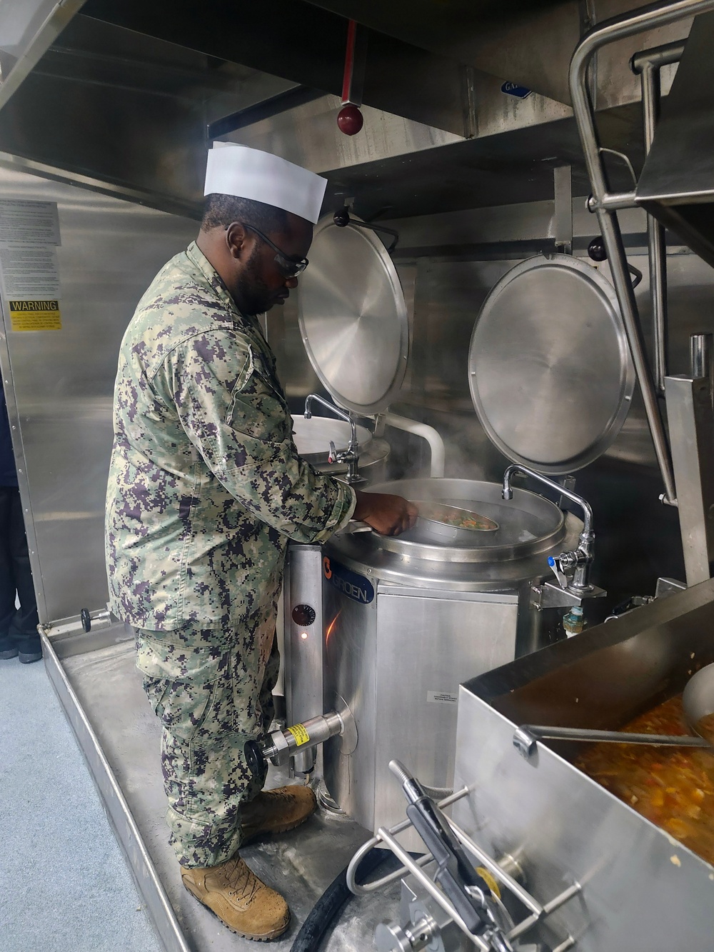 NAVSUP FLC Jacksonville NFMT supports USS Ted Stevens (DDG 128)