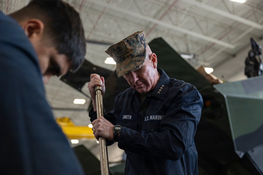 The Commandant, Gen. Eric M. Smith visits with 11th MEU Marines, Sailors