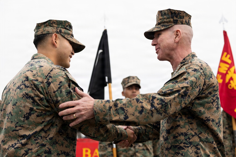 The Commandant, Gen. Eric M. Smith visits with 11th MEU Marines, Sailors