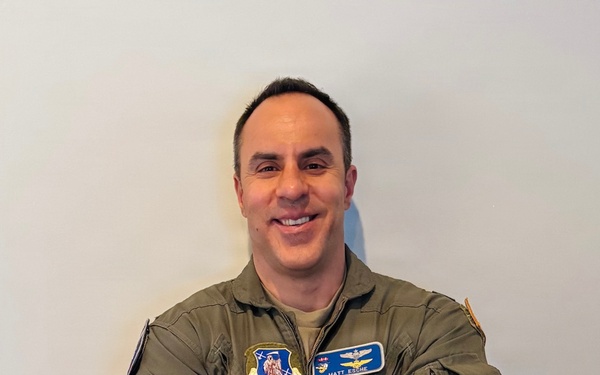 Michigan ANG pilot rescues trucker from fiery crash