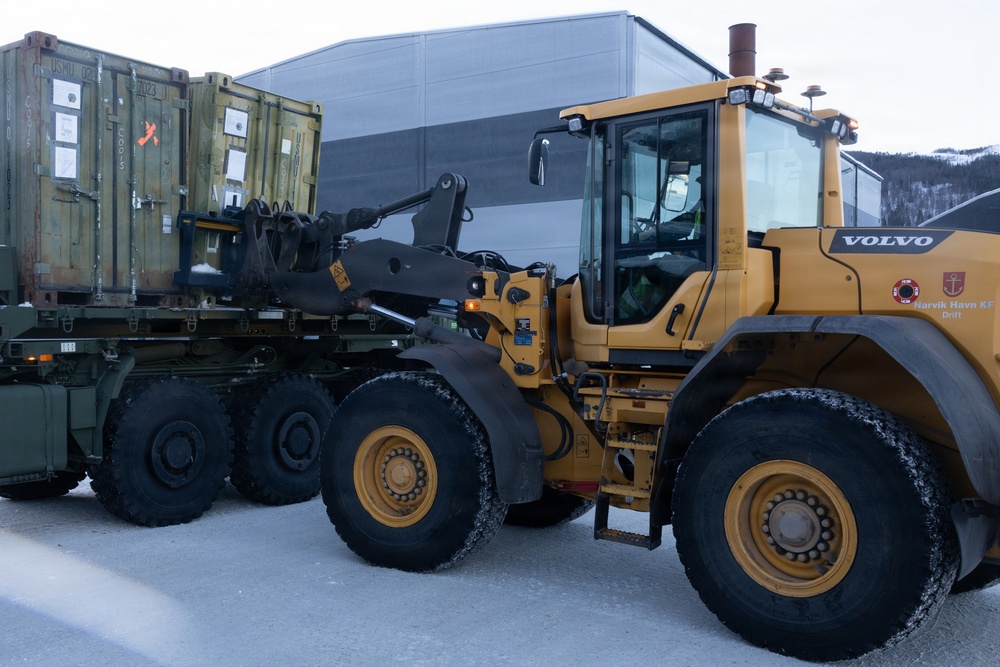 CORE 26 | Logistics Marines Conduct Port Operations for Arctic Exercise