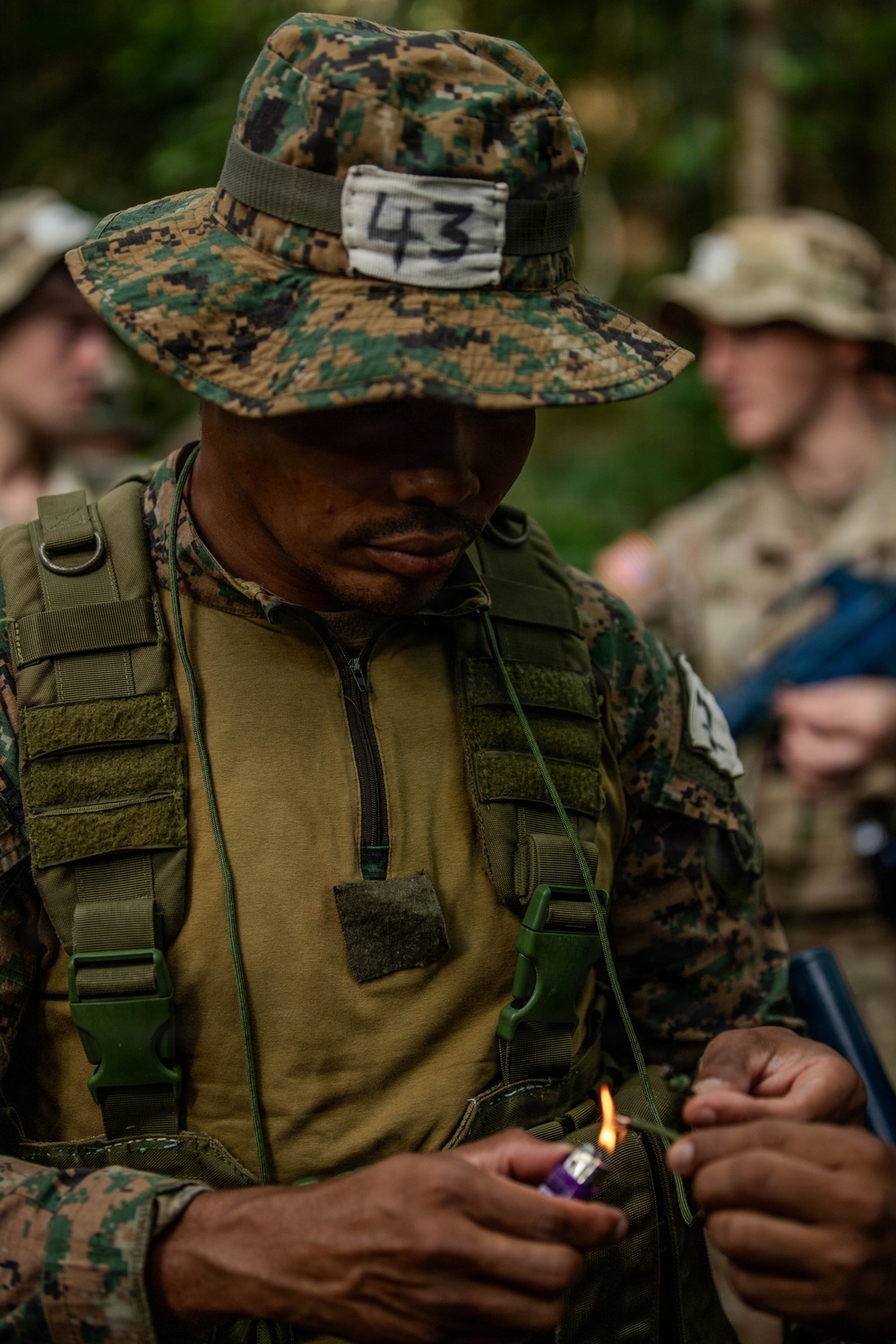 Jungle Operations Training Course - Panama: Jungle Traps and Crafting Training