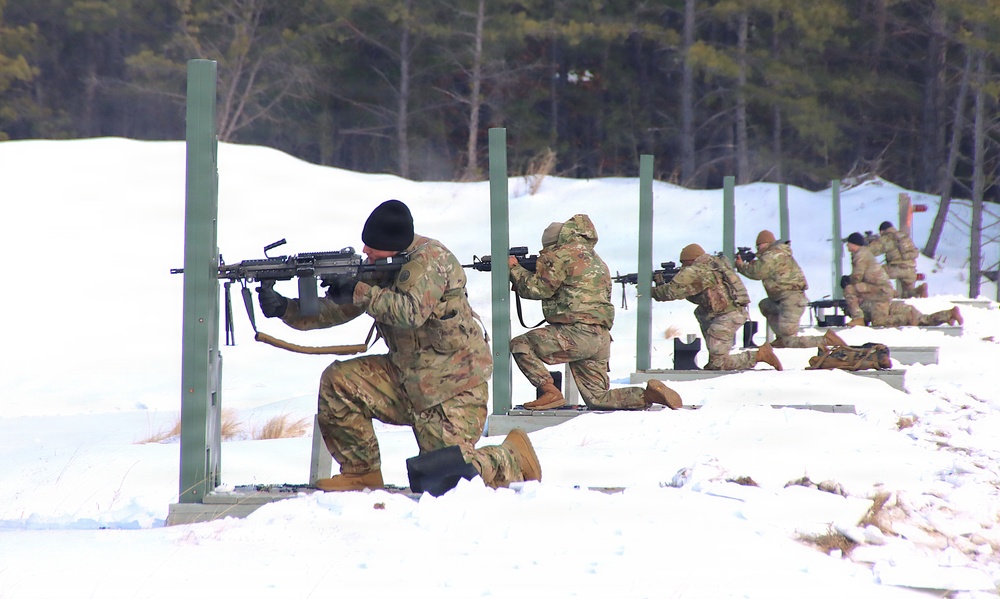 JB MDL- 152 EN Bn M249 Weapons Qual Range 38