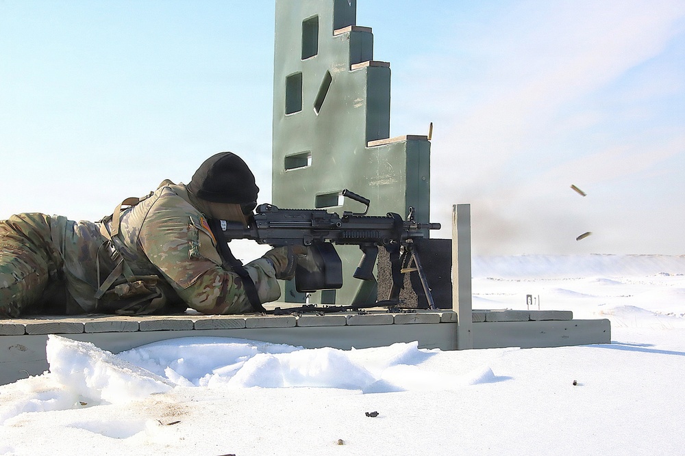 JB MDL- 152 EN Bn M249 Weapons Qual Range 38