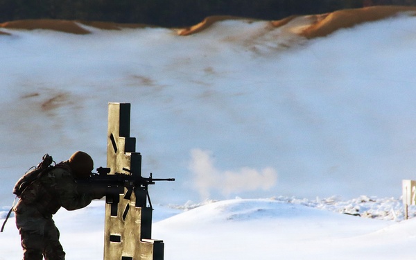 JB MDL- 152 EN Bn M249 Weapons Qual Range 38