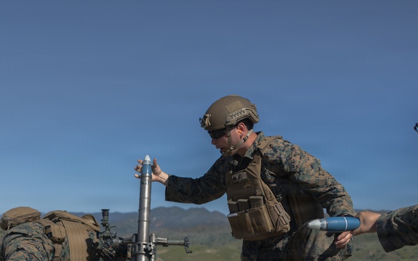 U.S. Marines with Charlie Company, 1st Battalion, 25th Marine Regiment, 4th Marine Division conduct ILOC at Marine Corps Base Camp Pendleton
