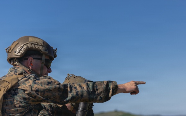 U.S. Marines with Charlie Company, 1st Battalion, 25th Marine Regiment, 4th Marine Division conduct ILOC at Marine Corps Base Camp Pendleton