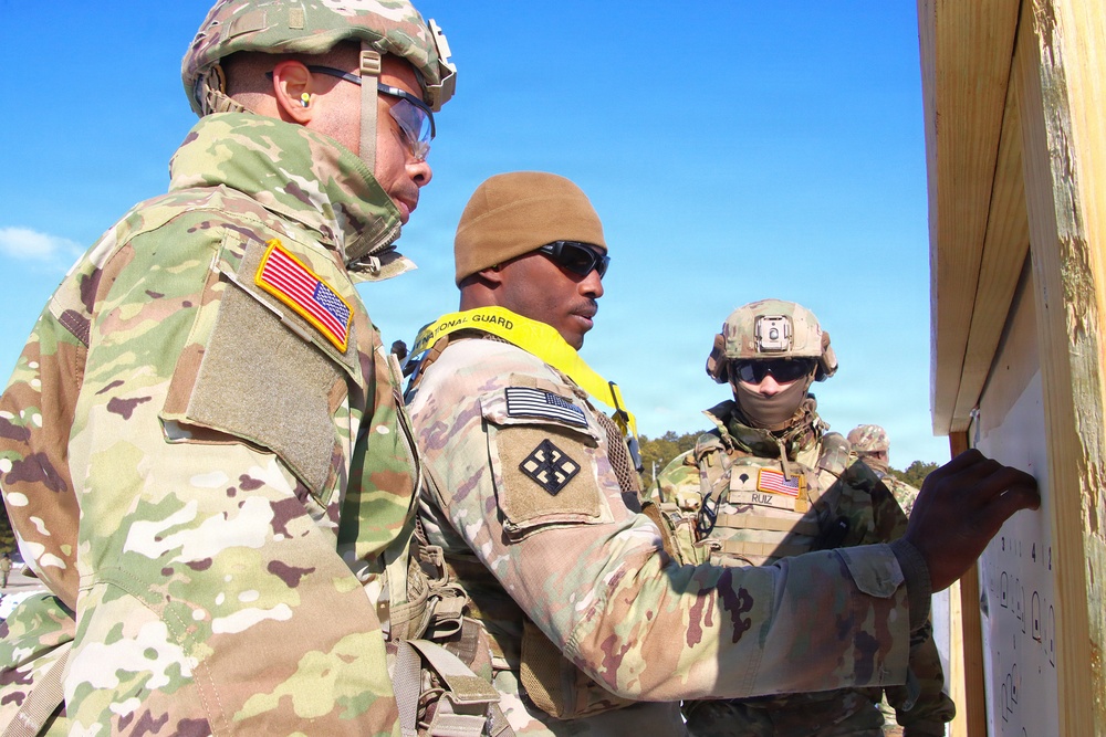 JB MDL- 152 EN Bn M249 (SAW) Zero Range 11