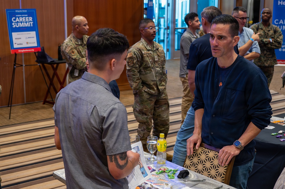 Career Summit connects service members to future careers at Kadena