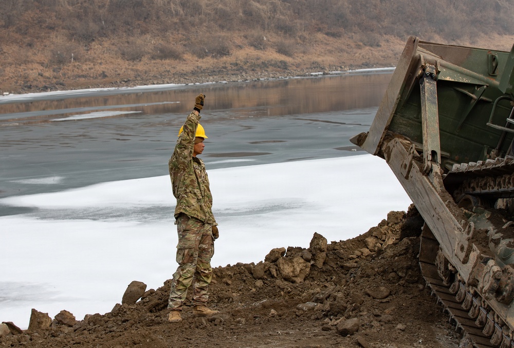 Champion Brigade Improves Riverbanks for Bridging