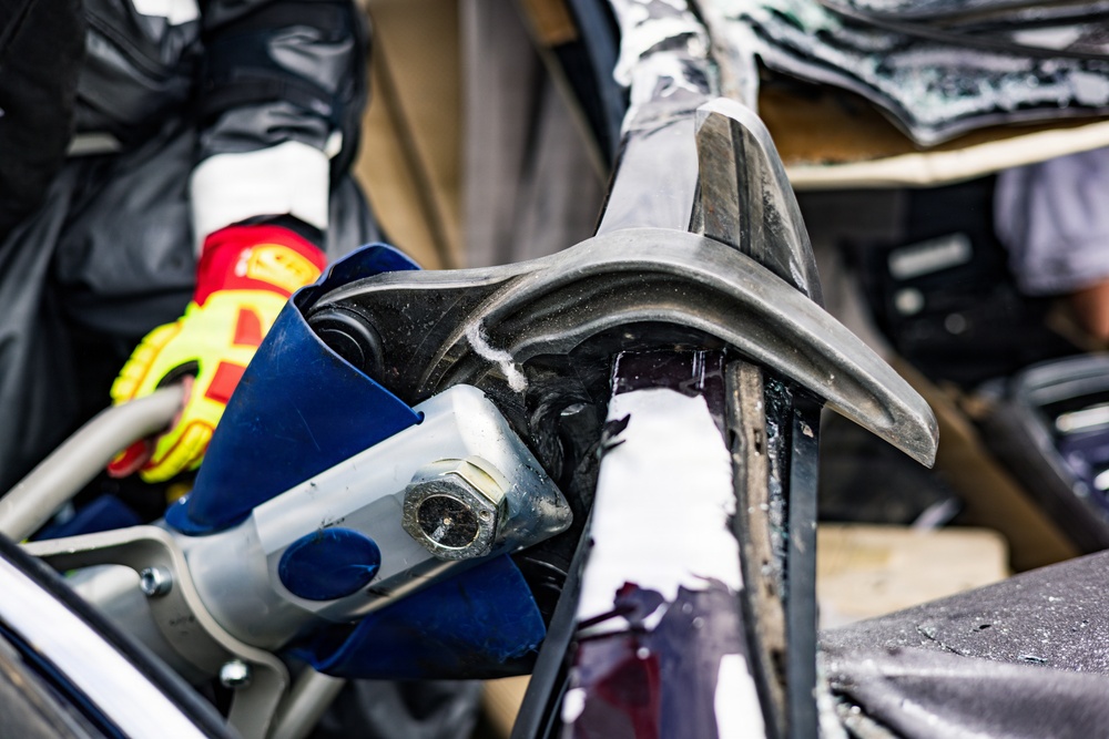 U.S. Army Soldiers execute a Defense CBRNE Response Force training evaluation