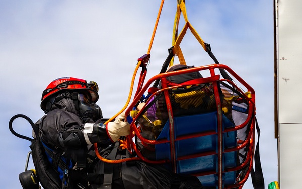 U.S. Army Soldiers execute a Defense CBRNE Response Force training evaluation