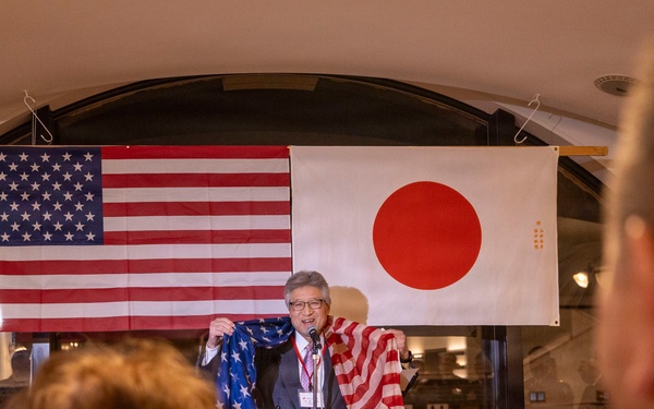 Otaru Community Leaders Hold a Welcome Reception for USS Dewey Sailors