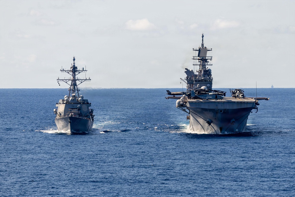 USS Rafael Peralta RAS with USS Tripoli