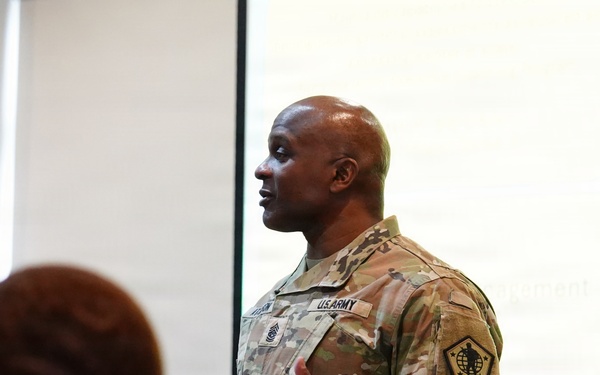 Senior enlisted leader addresses Area IV soldiers