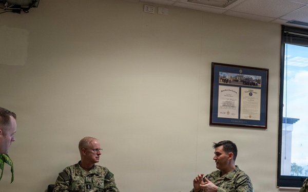 Chief of Naval Operations Visits NSA Naples