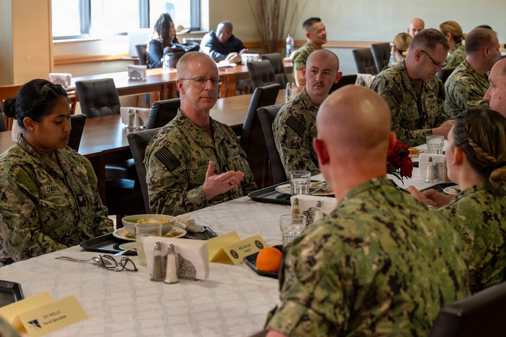 Chief of Naval Operations Visits NSA Naples