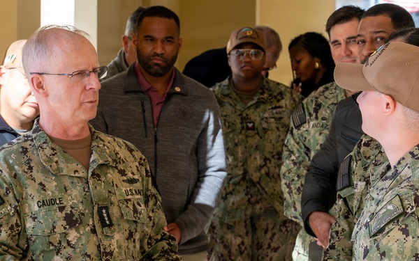 Chief of Naval Operations Visits NSA Naples