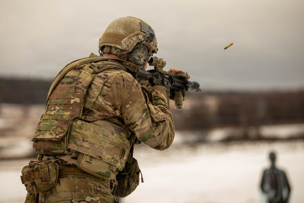 2CR Joint Small Arms Training