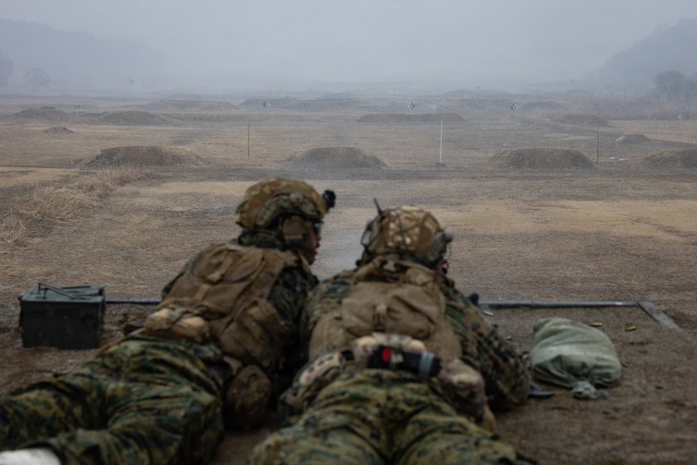 Marines Conduct a M240B Live Fire Range during Korea Viper 26.2