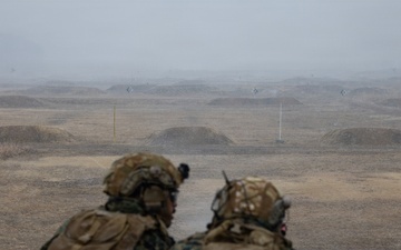 Marines Conduct a M240B Live Fire Range during Korea Viper 26.2