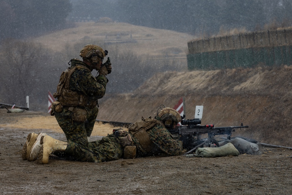 Marines Conduct a M240B Live Fire Range during Korea Viper 26.2