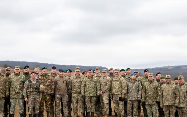 Dynamic Front 26: DV Day