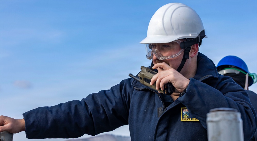 USS Dewey Departs from Otaru, Japan