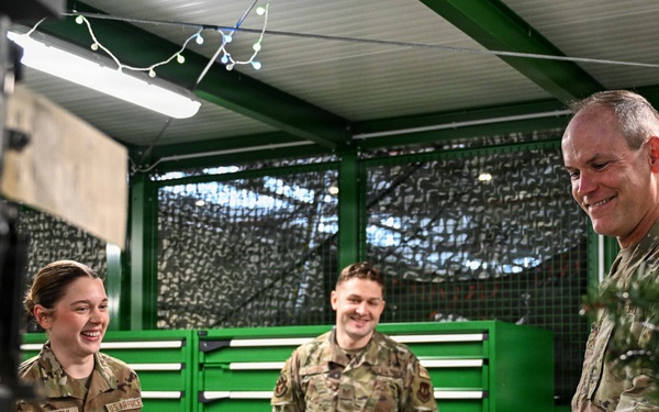 APFC commander visits Aviano AB
